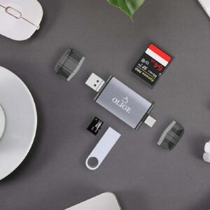 BROLG CR001 - MULTIFUNCTIONAL 6 IN 1 ADAPTER