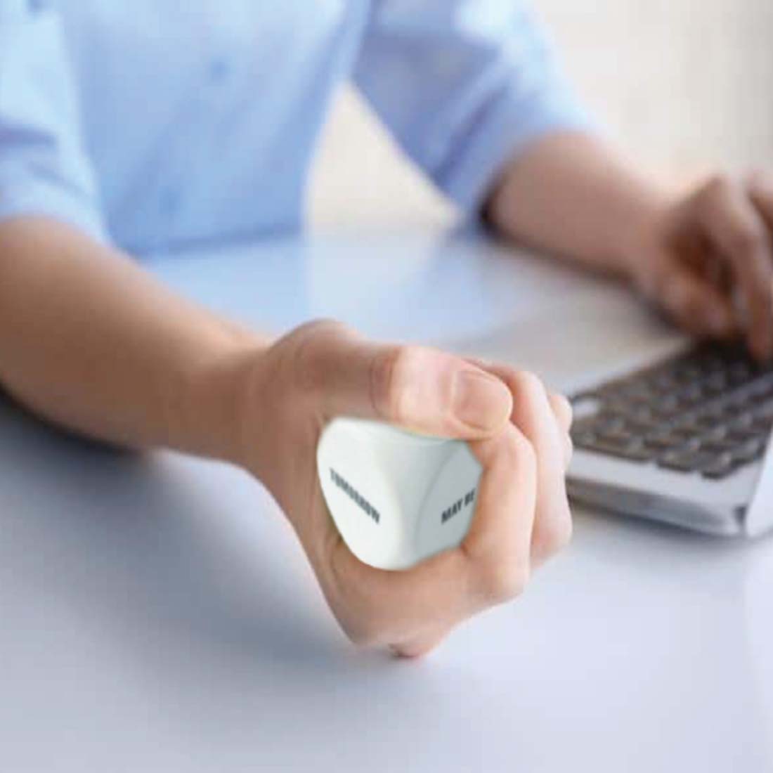 brat-02-anti-stress-ball-square